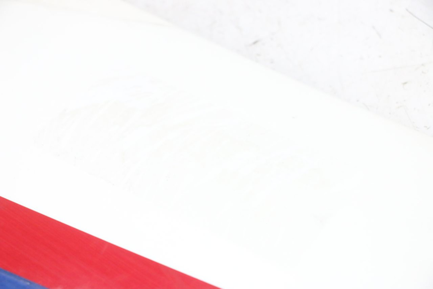 photo de RIGHT UNDERSEAT PANEL KAWASAKI GPX R WARBIRD 600 (1988 - 1993) - Fixing points details