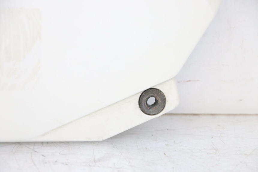 photo de RIGHT UNDERSEAT PANEL KAWASAKI GPX R WARBIRD 600 (1988 - 1993) - Checked used part