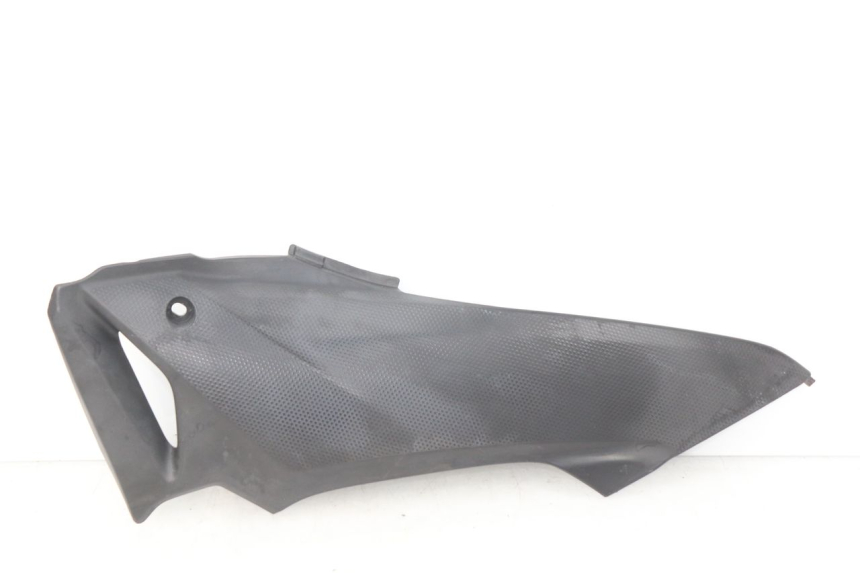 photo de RIGHT UNDERSEAT PANEL HONDA CBRF CBR-F PC41 600 (2011 - 2013)