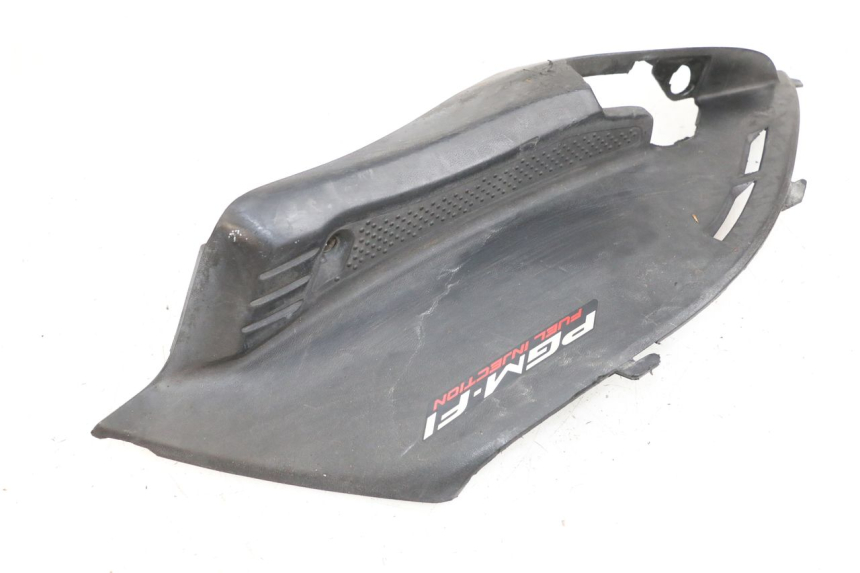 photo de RIGHT UNDERSEAT PANEL HONDA NHX LEAD 110 (2008 - 2010)