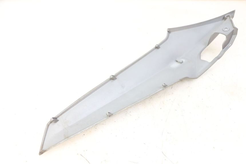 photo de RIGHT UNDERSEAT PANEL SYM JOYMAX 125 (2010 - 2017)