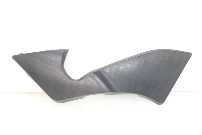 photo de RIGHT UNDERSEAT PANEL KYMCO K-PW K-PIPE 50 (2012 - 2017)