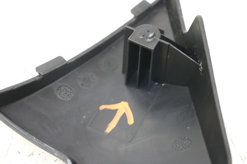 photo de RIGHT UNDERSEAT PANEL KYMCO K-PW K-PIPE 50 (2012 - 2017)