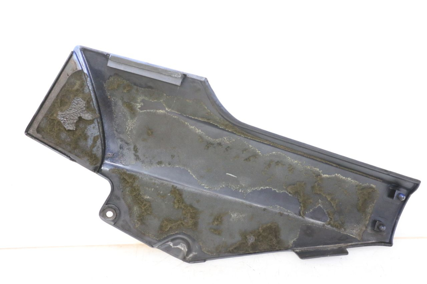 photo de RIGHT UNDERSEAT PANEL KAWASAKI GTR 1000 (1994 - 2004)