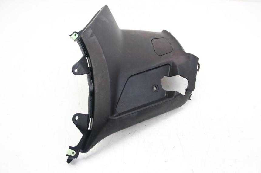 photo de RIGHT UNDERSEAT PANEL PEUGEOT KISBEE 2T 50 (2018 - 2022)