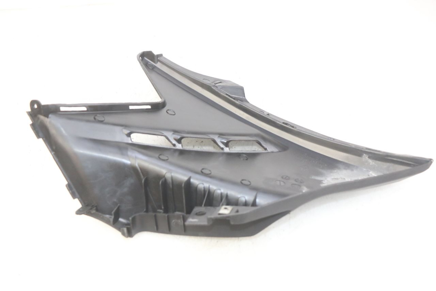 photo de RIGHT SIDE SEAT COVER KYMCO AGILITY 16+ 4T 50 (2018 - 2023)