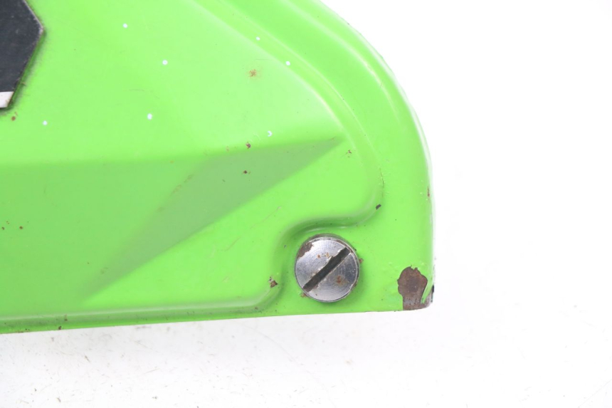 photo de RIGHT UNDERSEAT PANEL MOTOBECANE LT 125 (1970 - 1975)