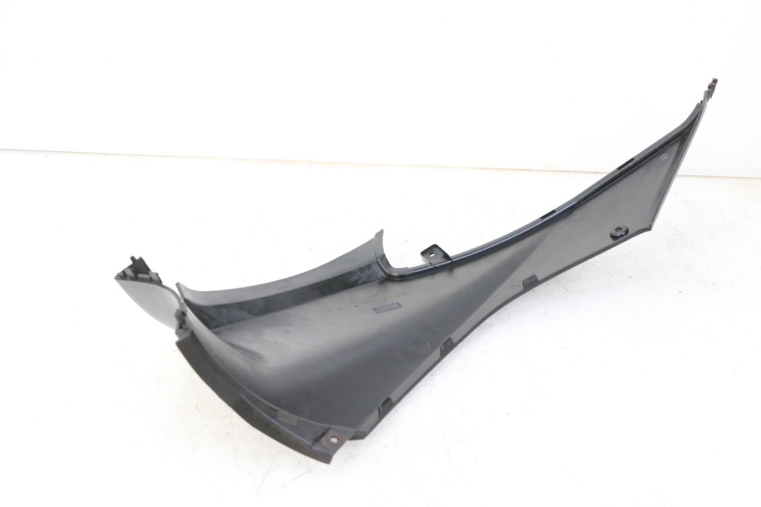 photo de RIGHT UNDERSEAT PANEL MBK OVETTO ONE 2T 50 (2013 - 2017)