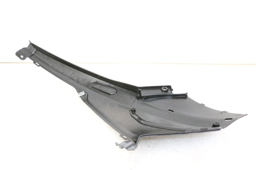 photo de RIGHT UNDERSEAT PANEL PIAGGIO NRG POWER PUREJET 50 (2018 - 2021)