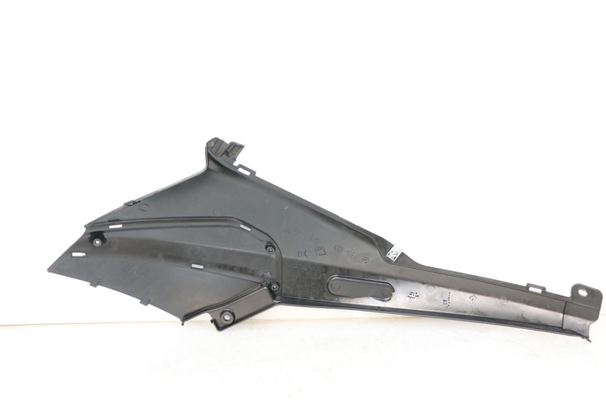 photo de RIGHT UNDERSEAT PANEL PIAGGIO NRG POWER PUREJET 50 (2018 - 2021)
