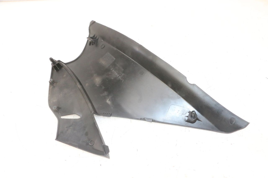 photo de RIGHT UNDERSEAT PANEL HONDA NTV DEAUVILLE ABS 700 (2007 - 2016)