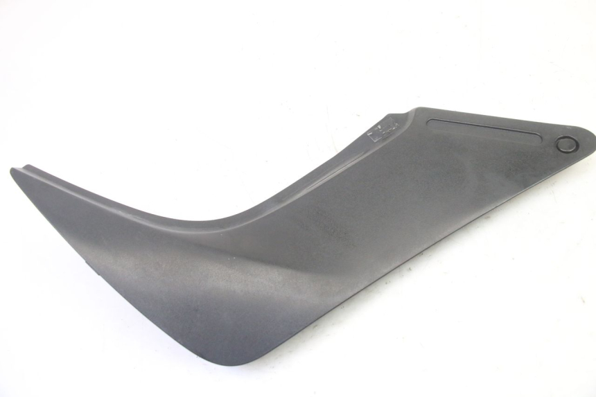 photo de RIGHT UNDERSEAT PANEL HONDA NTV DEAUVILLE 650 (2001 - 2006)