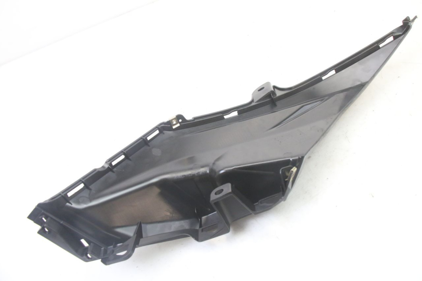 photo de RIGHT UNDERSEAT PANEL SYM ORBIT III 3 4T 50 (2021 - 2025)
