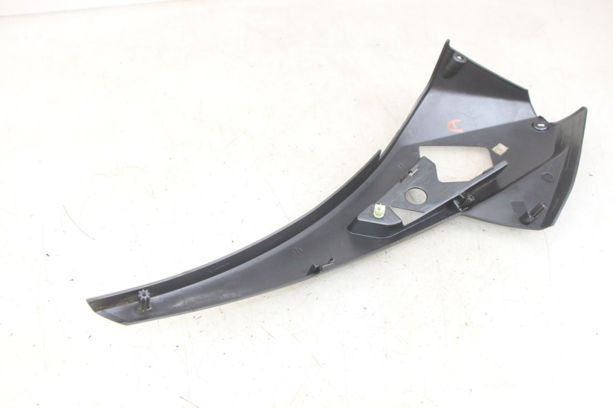 photo de RIGHT UNDERSEAT PANEL PEUGEOT GEOPOLIS RS 125 (2007 - 2009)
