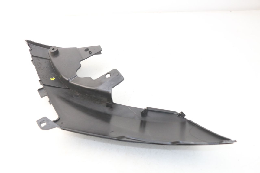 photo de RIGHT UNDERSEAT PANEL PEUGEOT METROPOLIS 400 (2017 - 2020)