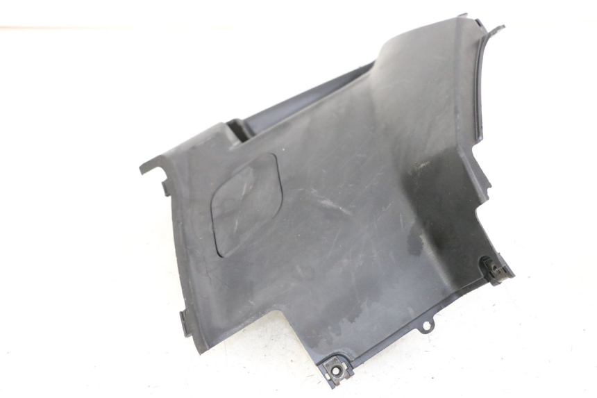 photo de RIGHT UNDERSEAT PANEL PEUGEOT STREETZONE 2T 50 (2014 - 2019)