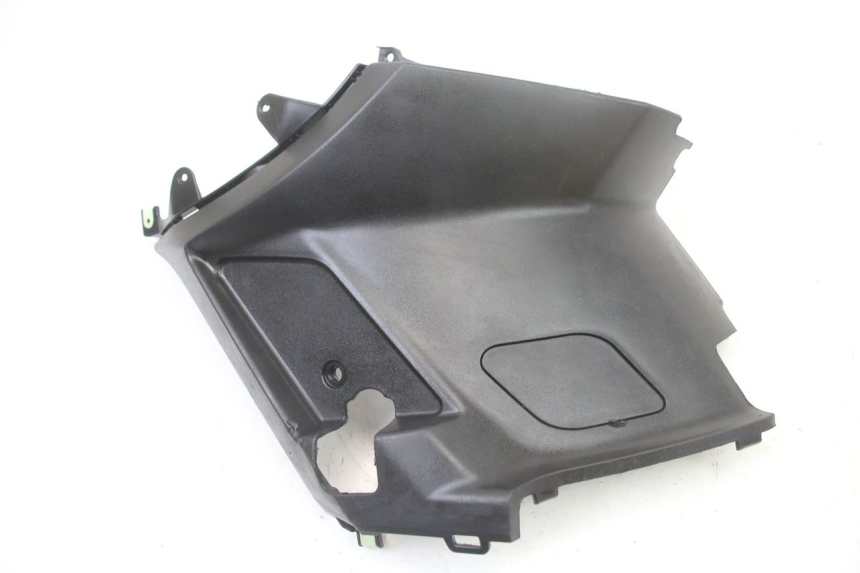photo de RIGHT UNDERSEAT PANEL PEUGEOT STREETZONE I 2T 50 (2018 - 2020)