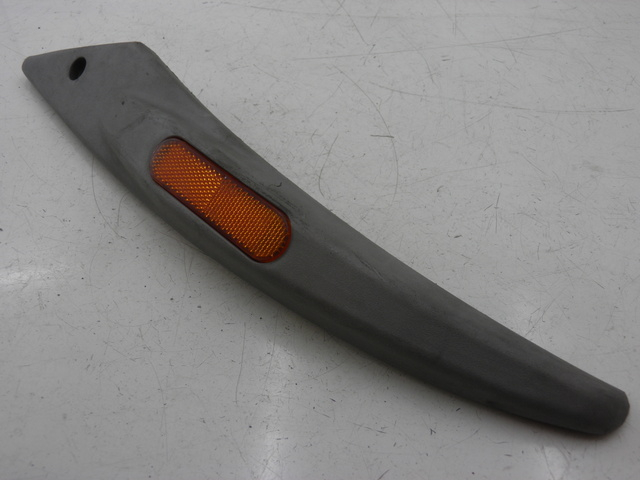 photo de RIGHT UNDERSEAT PANEL PIAGGIO LIBERTY 2T 50 (2004 - 2008)