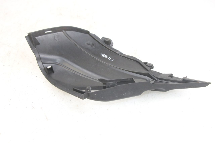 photo de RIGHT SIDE SEAT COVER PIAGGIO NEW TYPHOON 50 (2018 - 2021)