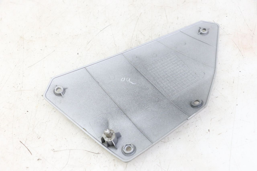 photo de RIGHT UNDERSEAT PANEL ROYAL ENFIELD HYMALAYAN 410 (2016 - 2023)