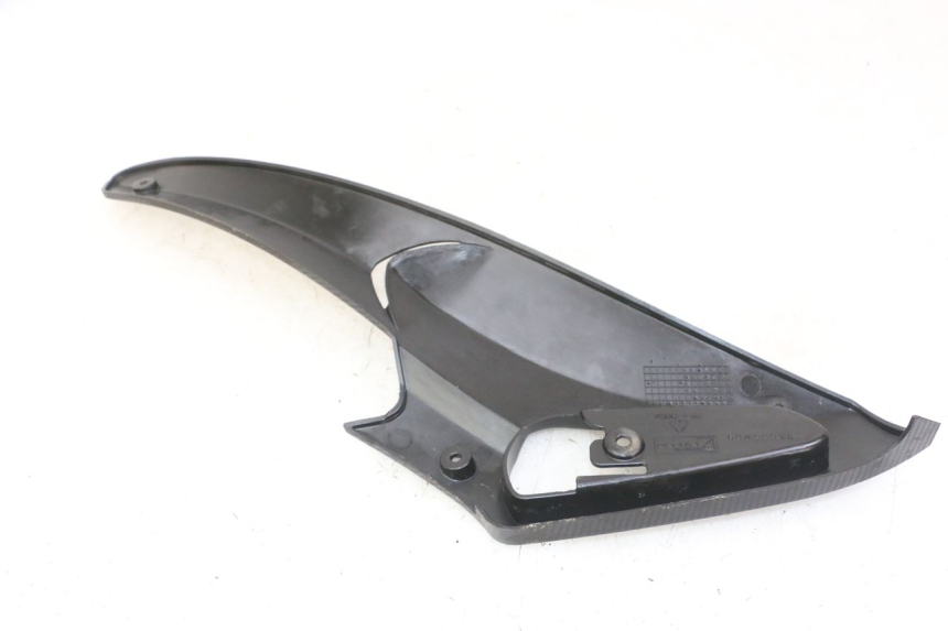 photo de RIGHT UNDERSEAT PANEL GILERA RUNNER SL 50 (2006 - 2009)
