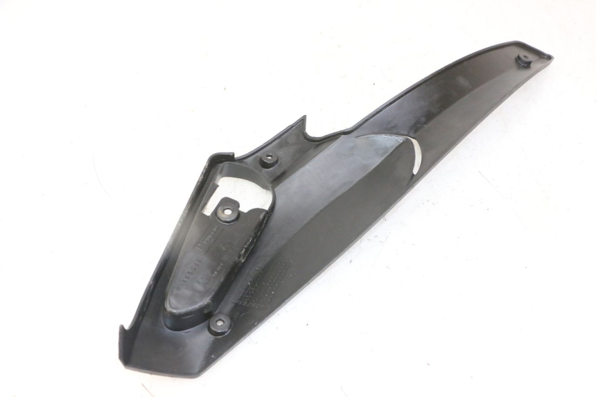 photo de RIGHT UNDERSEAT PANEL GILERA RUNNER SL 50 (2006 - 2009)