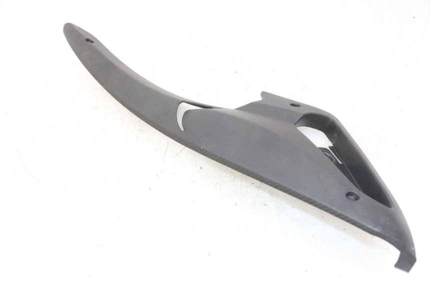 photo de RIGHT UNDERSEAT PANEL GILERA RUNNER SL 50 (2006 - 2009)