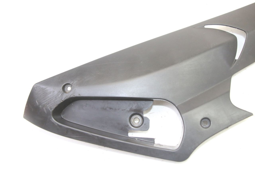 photo de RIGHT UNDERSEAT PANEL GILERA RUNNER SP 50 (2006 - 2008)