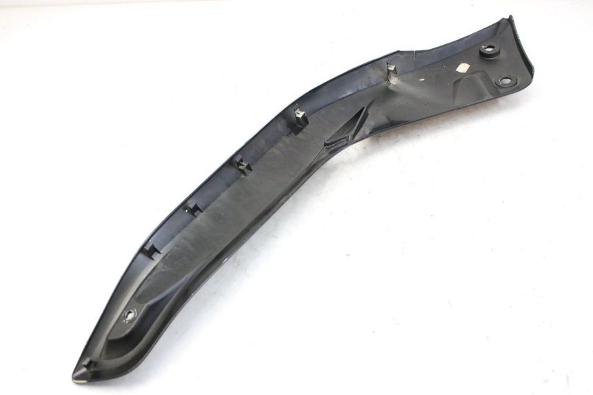 photo de RIGHT SIDE UNDER SEAT COVER MBK SKYCRUISER 125 (2010 - 2013)