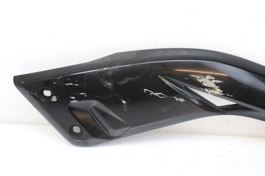 photo de RIGHT SIDE UNDER SEAT COVER MBK SKYCRUISER 125 (2010 - 2013)