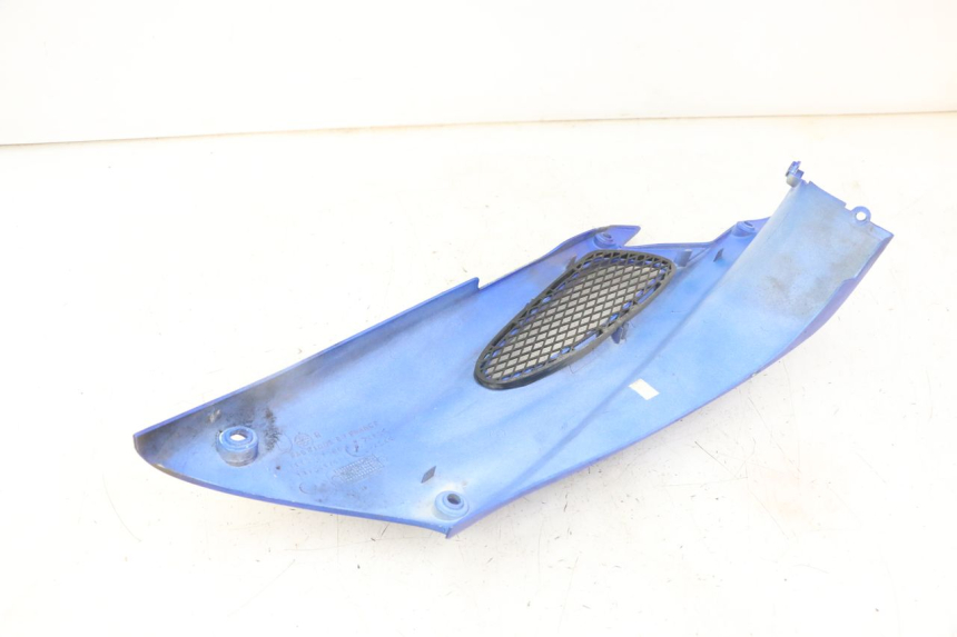 photo de RIGHT UNDERSEAT PANEL PEUGEOT SPEEDFIGHT 2 LC 50 (2000 - 2009)
