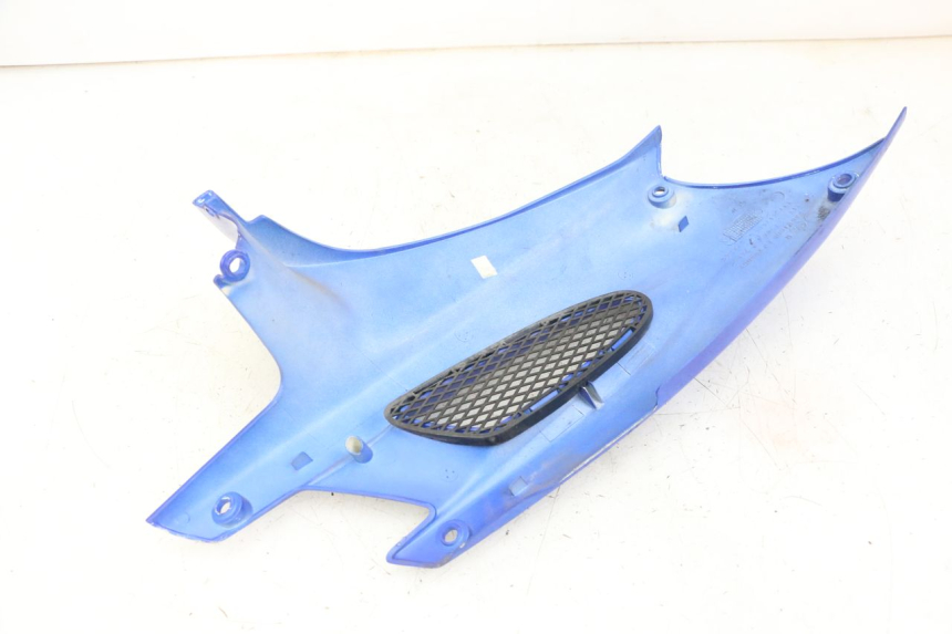 photo de RIGHT UNDERSEAT PANEL PEUGEOT SPEEDFIGHT 2 LC 50 (2000 - 2009)