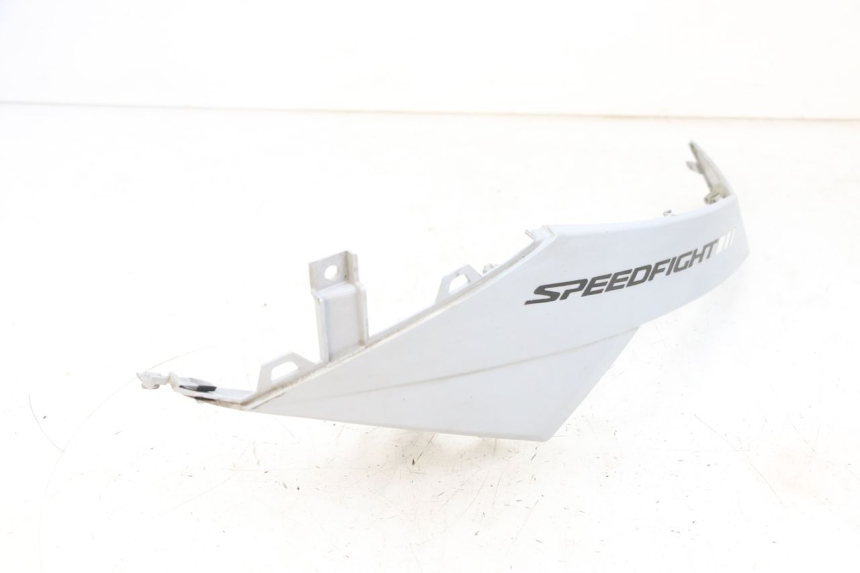 photo de RIGHT UNDERSEAT PANEL PEUGEOT SPEEDFIGHT 4 4T EFI 50 (2021 - 2025) - Surface and material condition