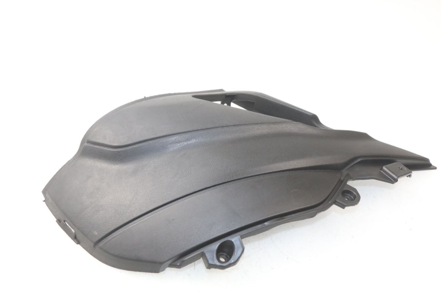 photo de RIGHT UNDERSEAT PANEL APRILIA SR 2T 50 (2018 - 2022)