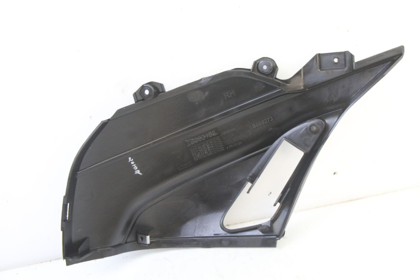 photo de RIGHT UNDERSEAT PANEL APRILIA SR 2T 50 (2018 - 2022)