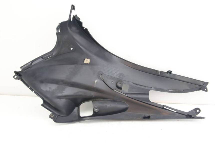 photo de RIGHT SIDE SEAT COVER SUZUKI SIXTEEN 125 (2008 - 2010)