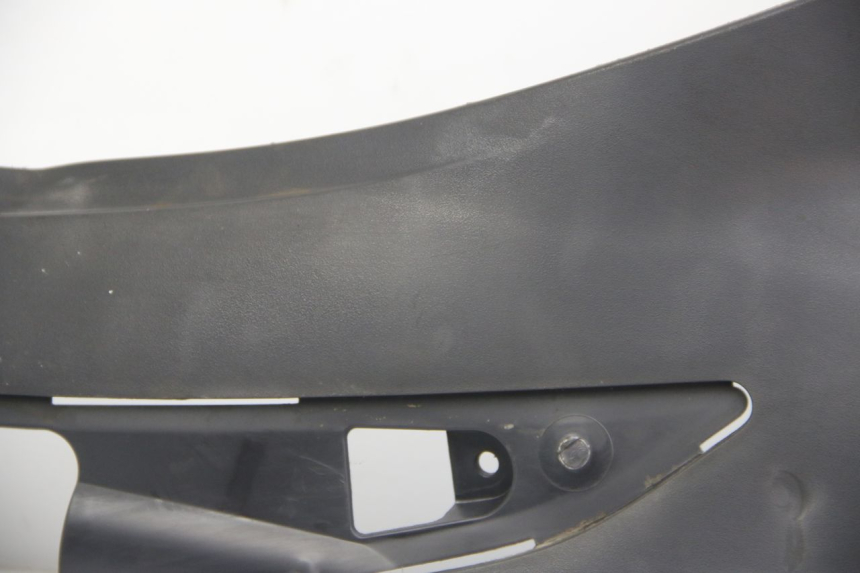 photo de RIGHT SIDE SEAT COVER SUZUKI SIXTEEN 125 (2008 - 2010)