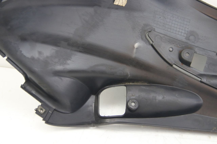 photo de RIGHT SIDE SEAT COVER SUZUKI SIXTEEN 125 (2008 - 2010)