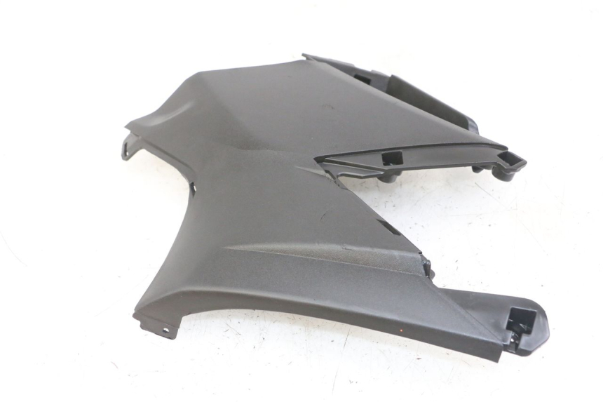 photo de RIGHT SIDE UNDER SEAT COVER APRILIA SXR 50 (2021 - 2023)
