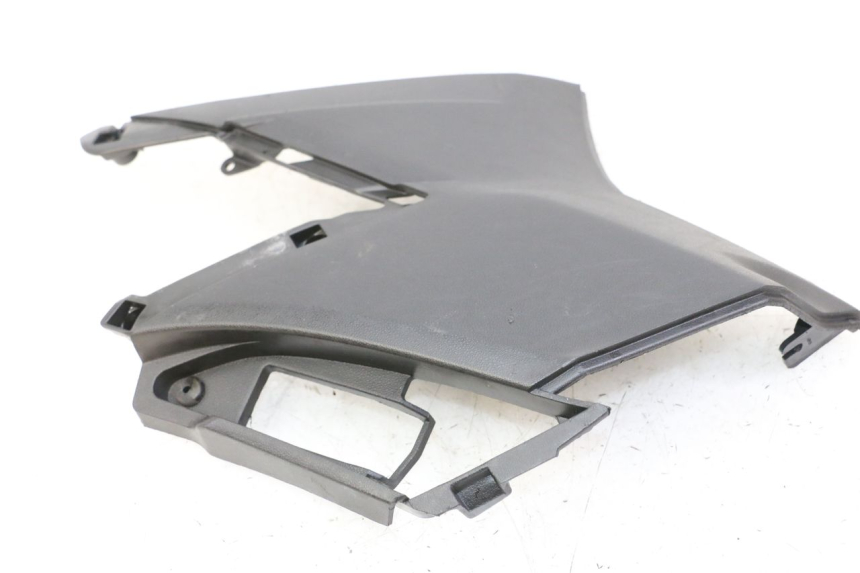 photo de RIGHT SIDE UNDER SEAT COVER APRILIA SXR 50 (2021 - 2023)