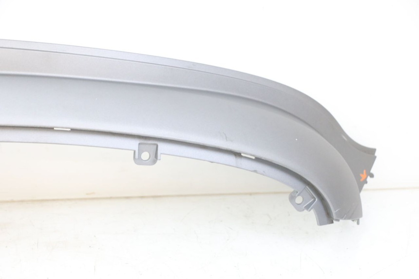 photo de RIGHT SIDE UNDER SEAT COVER SYM FIDDLE 3 III 125 (2014 - 2020)