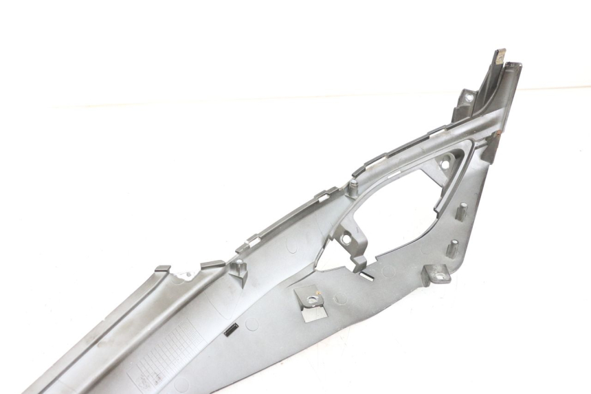 photo de RIGHT UNDERSEAT PANEL SYM FIDDLE 3 III 50 (2014 - 2017)