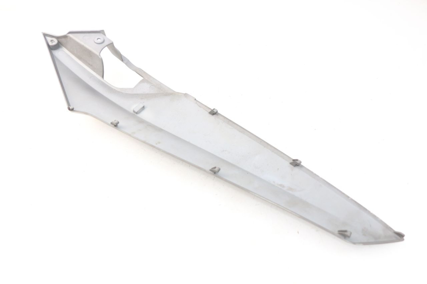 photo de RIGHT UNDERSEAT PANEL SYM GTS EFI ABS 125 (2012 - 2016)