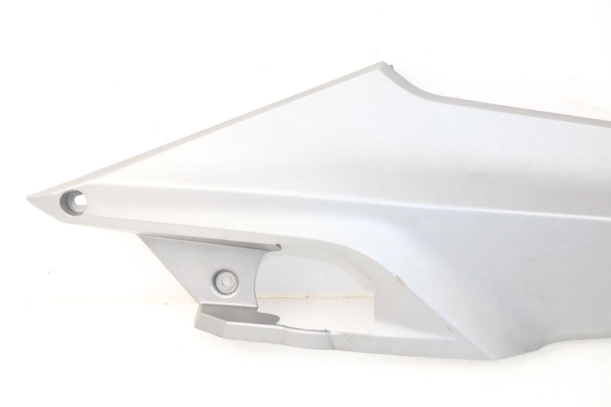 photo de RIGHT UNDERSEAT PANEL SYM GTS EFI ABS 125 (2012 - 2016)