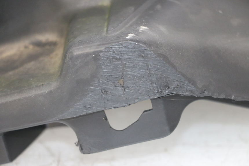 photo de RIGHT SIDE UNDER SEAT COVER SYM ORBIT III 3 4T 50 (2018 - 2021)