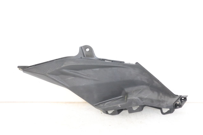 photo de RIGHT SIDE UNDER SEAT COVER SYM ORBIT III 3 4T 50 (2018 - 2021)