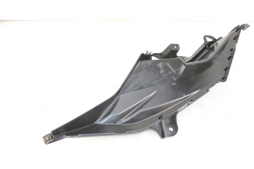 photo de RIGHT SIDE UNDER SEAT COVER SYM ORBIT III 3 4T 50 (2018 - 2021)