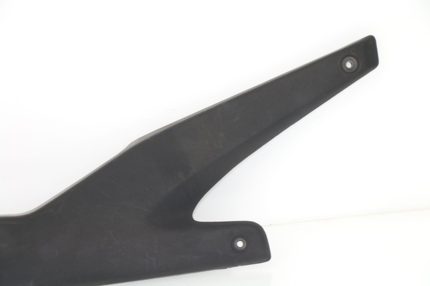 photo de RIGHT UNDERSEAT PANEL APRILIA TUONO 125 (2003 - 2005)