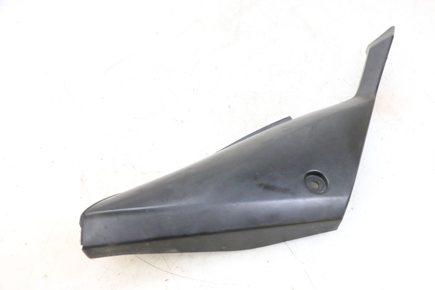 photo de RIGHT UNDERSEAT PANEL YAMAHA TZR 50 (2008 - 2016) - Surface and material condition