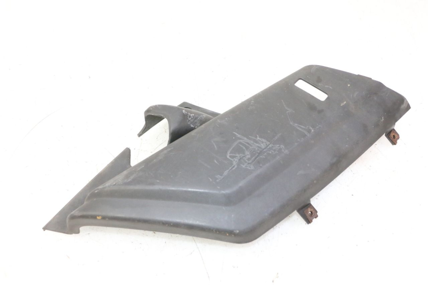 photo de RIGHT SIDE UNDER SEAT COVER YAMAHA X-MAX XMAX 250 (2006 - 2009)